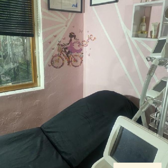  LIEUX PRESTIGIEUX : Local / Bureau | PARIS (75010) | 15 m2 | 33 250 € 