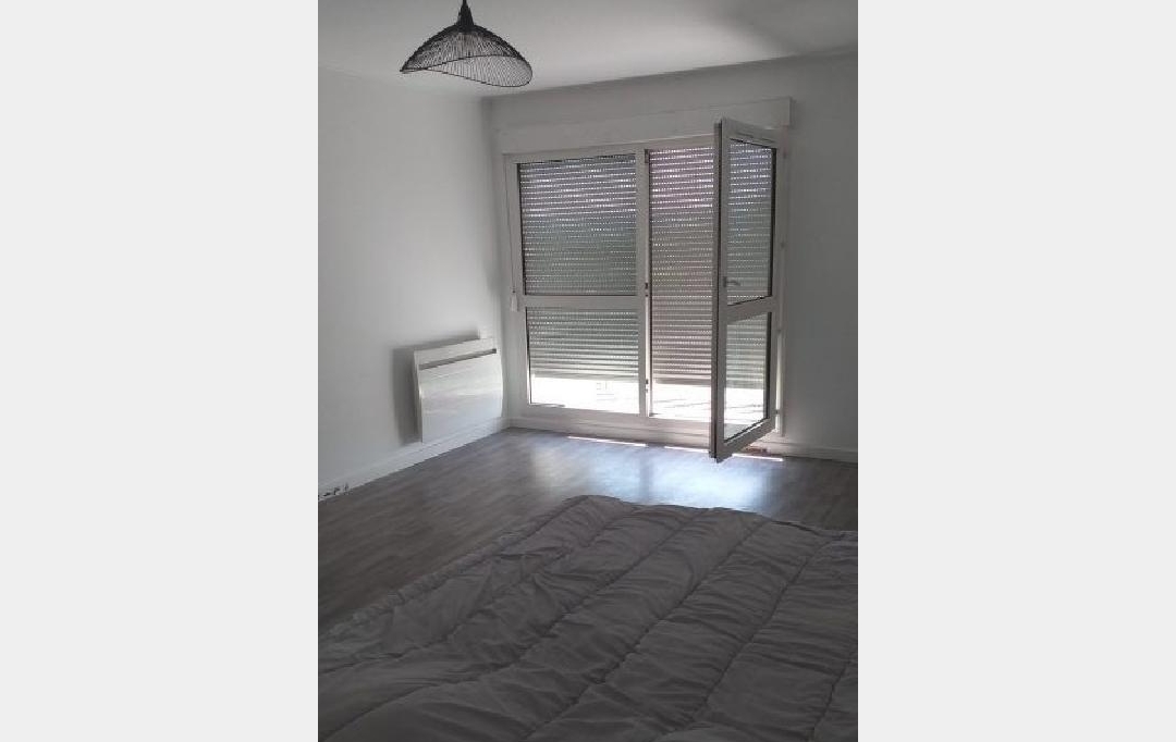 EXCELLACTE : Appartement | CERGY (95000) | 21 m2 | 690 € 