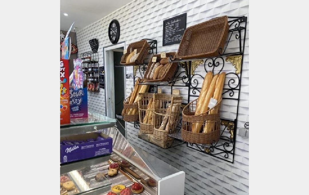 LIEUX PRESTIGIEUX : Commerces | PARIS (75020) | 48 m2 | 110 000 € 
